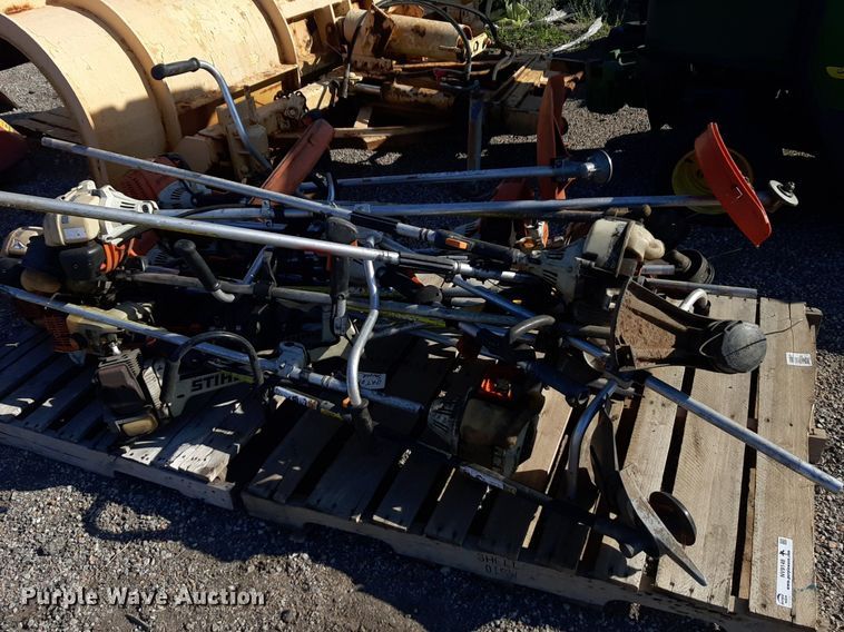 image for item NV9148 Approximately 14 string trimmers