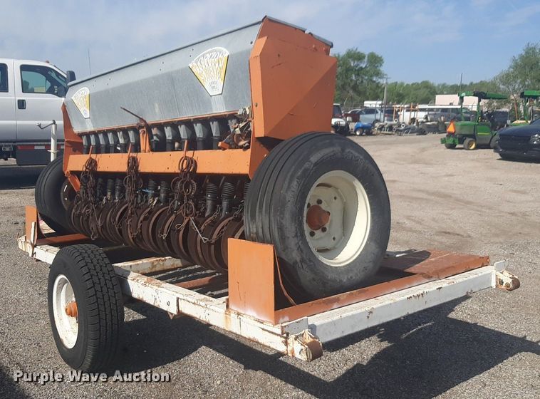 image for item NV9149 Horton  grain drill