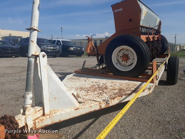 image for item NV9149 Horton  grain drill