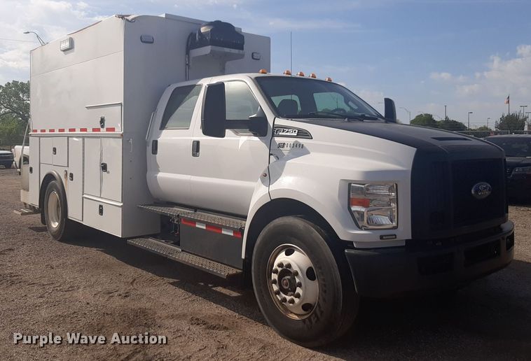 image for item NV9150 2017 Ford F750 Super Duty utility / service truck