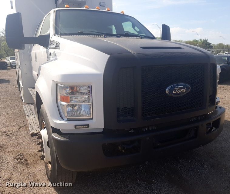 image for item NV9150 2017 Ford F750 Super Duty utility / service truck