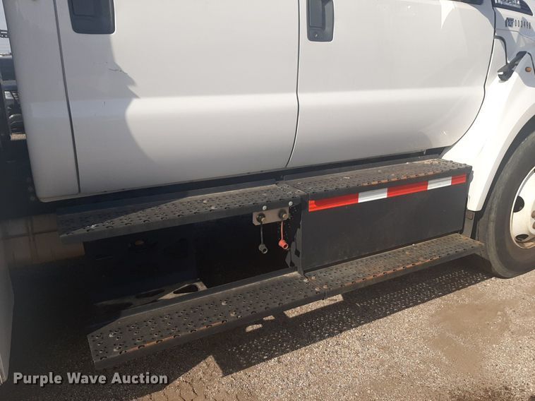 image for item NV9150 2017 Ford F750 Super Duty utility / service truck