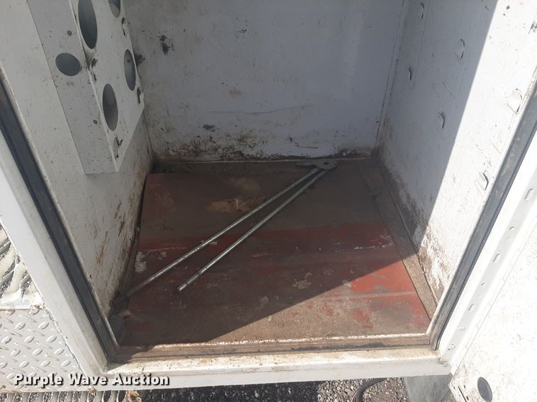 image for item NV9150 2017 Ford F750 Super Duty utility / service truck