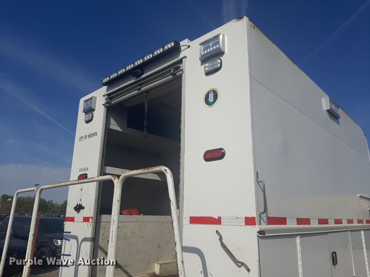 image for item NV9150 2017 Ford F750 Super Duty utility / service truck