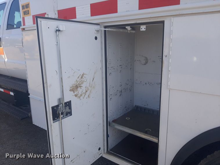 image for item NV9150 2017 Ford F750 Super Duty utility / service truck