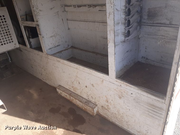 image for item NV9150 2017 Ford F750 Super Duty utility / service truck