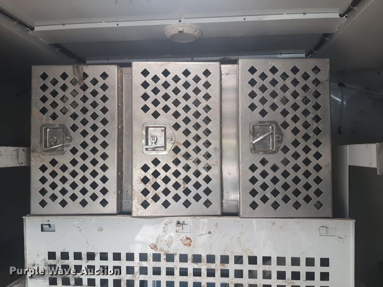 image for item NV9150 2017 Ford F750 Super Duty utility / service truck