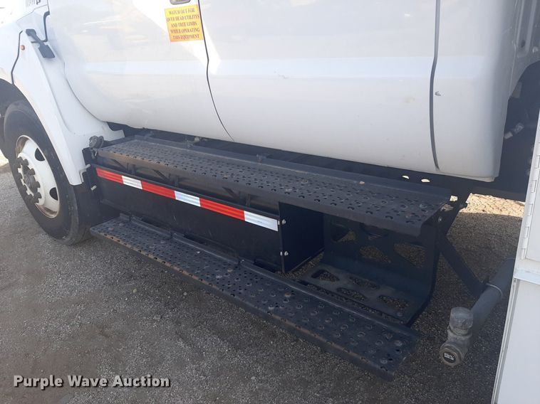 image for item NV9150 2017 Ford F750 Super Duty utility / service truck