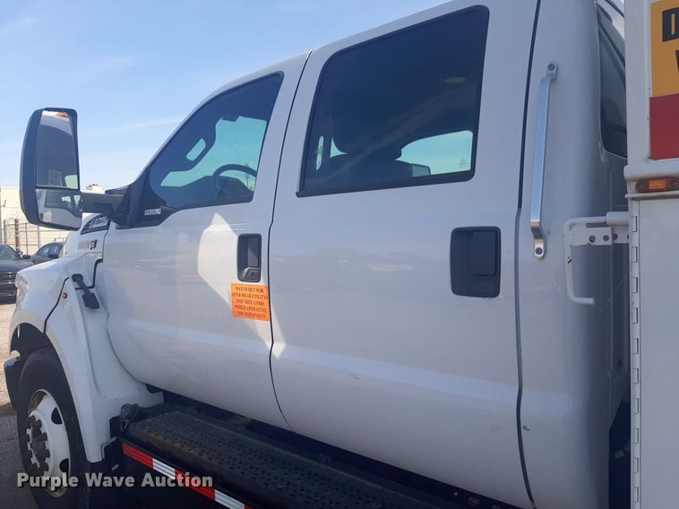 image for item NV9150 2017 Ford F750 Super Duty utility / service truck