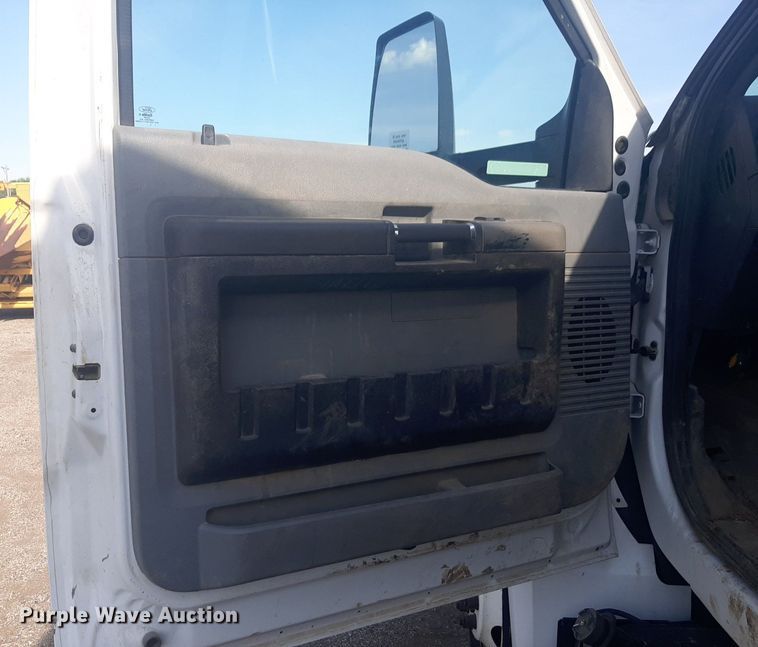 image for item NV9150 2017 Ford F750 Super Duty utility / service truck