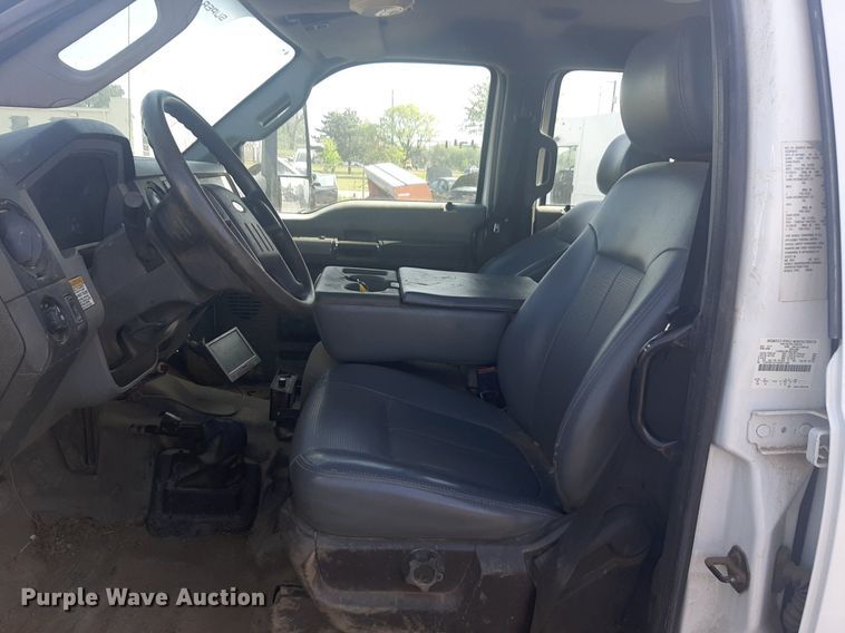 image for item NV9150 2017 Ford F750 Super Duty utility / service truck