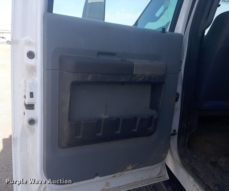 image for item NV9150 2017 Ford F750 Super Duty utility / service truck