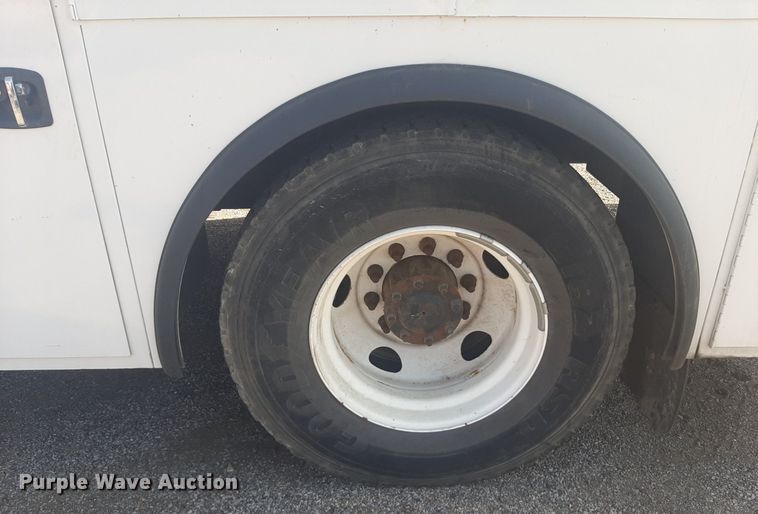 image for item NV9150 2017 Ford F750 Super Duty utility / service truck