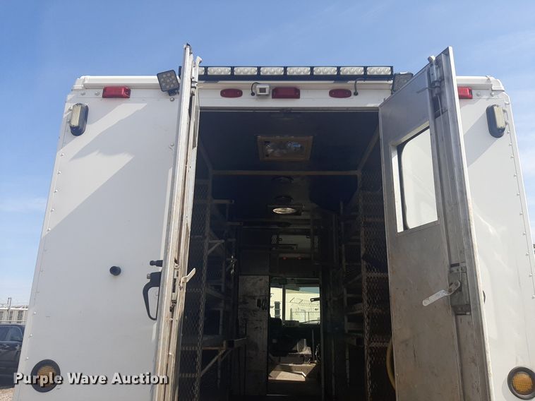 image for item NV9151 2011 Freightliner  MT55 box truck