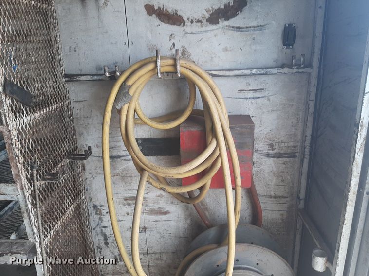 image for item NV9151 2011 Freightliner  MT55 box truck