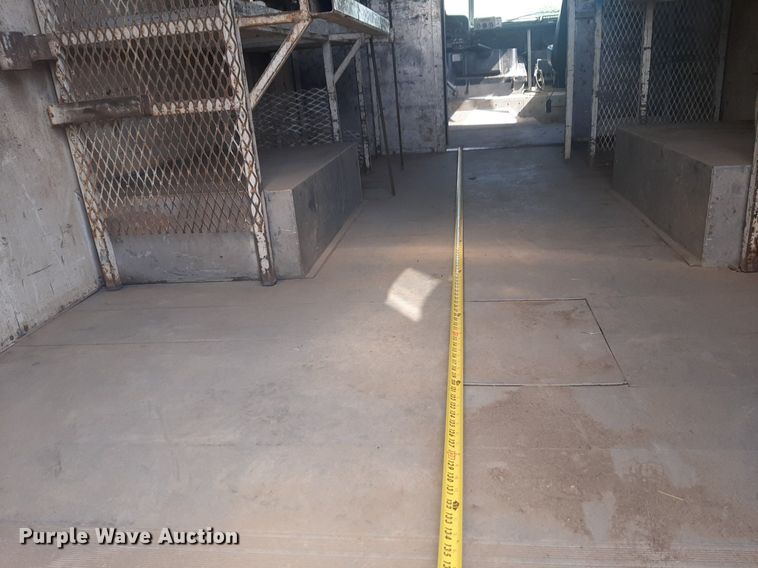 image for item NV9151 2011 Freightliner  MT55 box truck