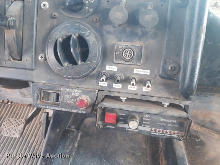 image for item NV9151 2011 Freightliner  MT55 box truck