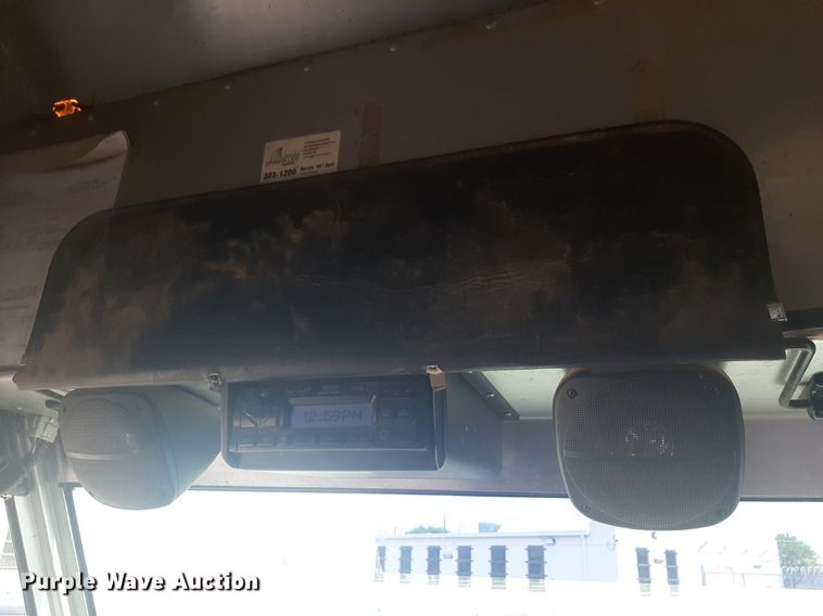 image for item NV9151 2011 Freightliner  MT55 box truck