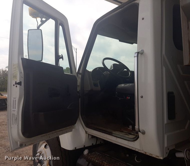 image for item NV9152 2009 International 7500 SFA dump truck