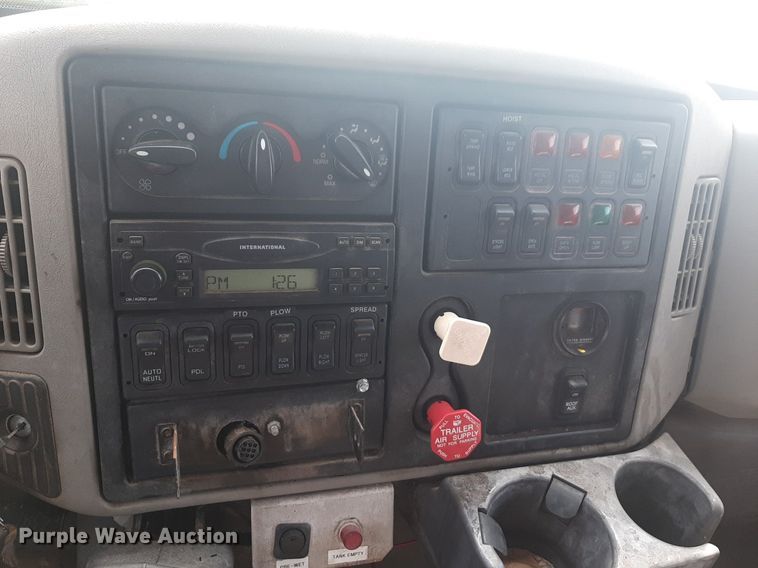 image for item NV9152 2009 International 7500 SFA dump truck