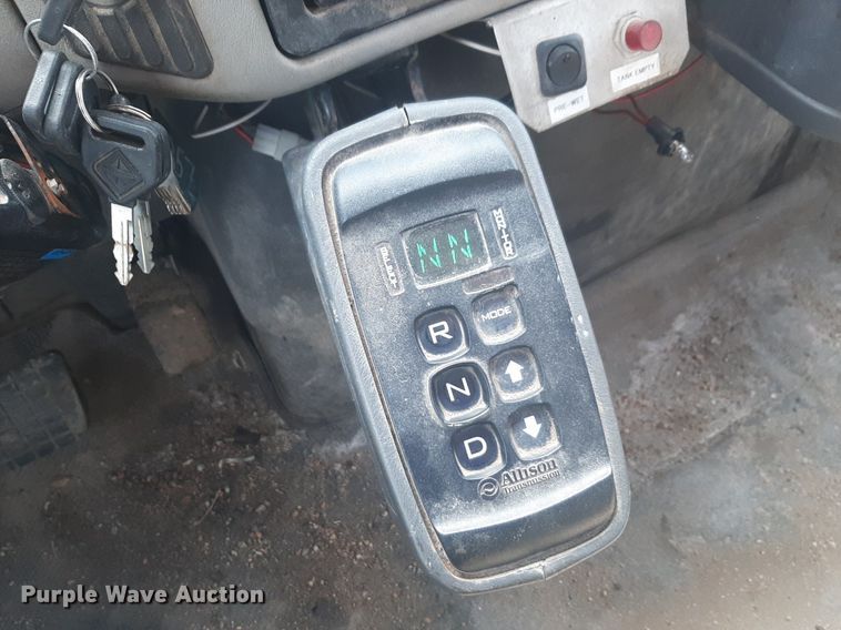 image for item NV9152 2009 International 7500 SFA dump truck