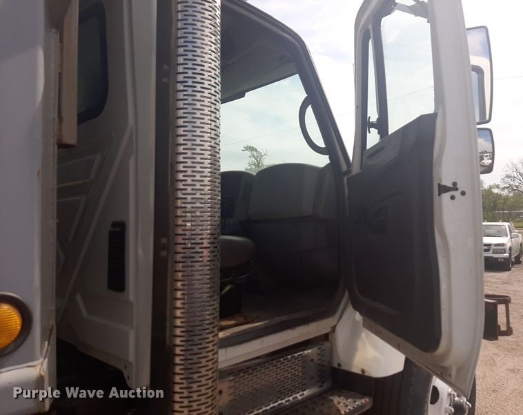 image for item NV9152 2009 International 7500 SFA dump truck