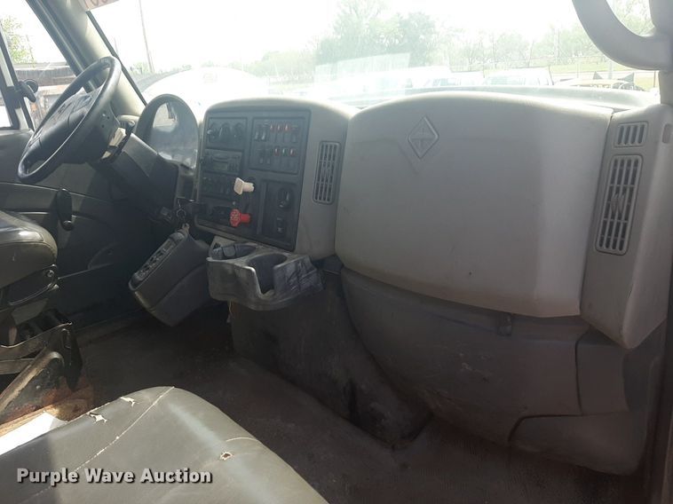 image for item NV9152 2009 International 7500 SFA dump truck