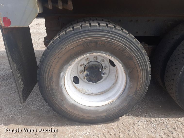 image for item NV9152 2009 International 7500 SFA dump truck