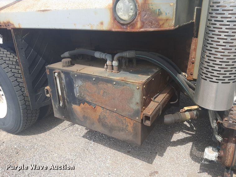 image for item NV9153 2008 International 7400 SFA dump truck