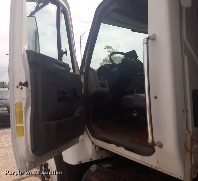 image for item NV9153 2008 International 7400 SFA dump truck