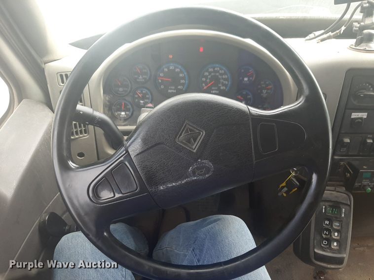 image for item NV9153 2008 International 7400 SFA dump truck