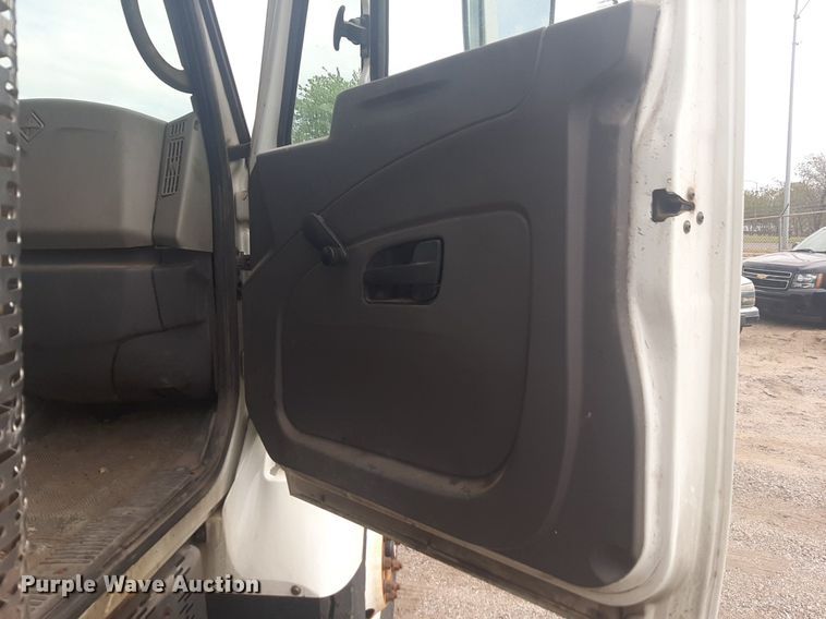 image for item NV9153 2008 International 7400 SFA dump truck