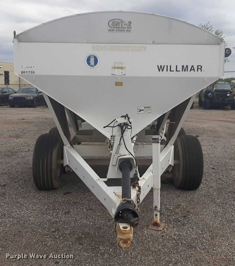 image for item NV9154 Willmar Super 500 spreader