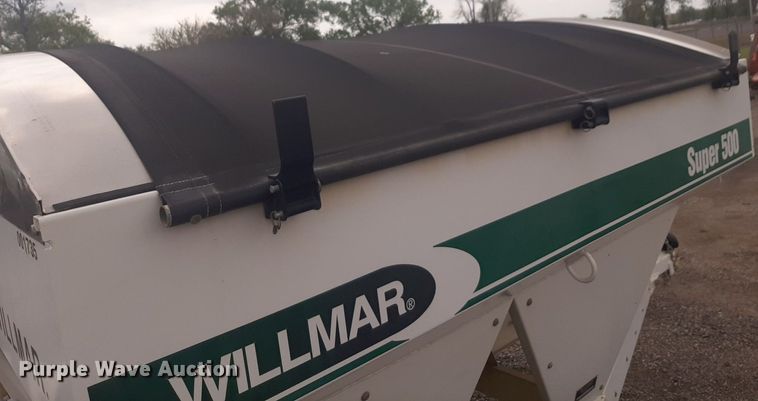 image for item NV9154 Willmar Super 500 spreader