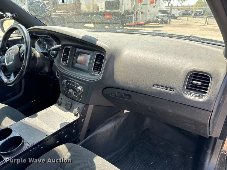 image for item NV9155 2017 Dodge Charger Police 