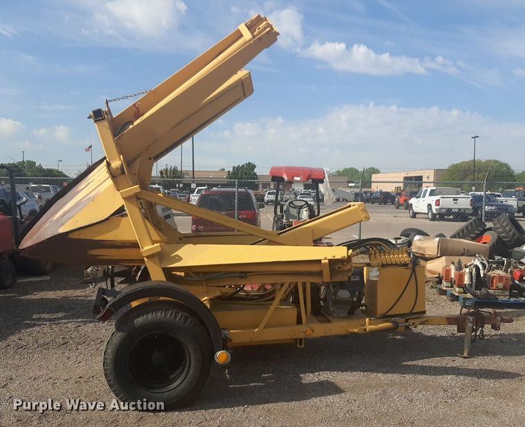 image for item NV9156 Tree spade