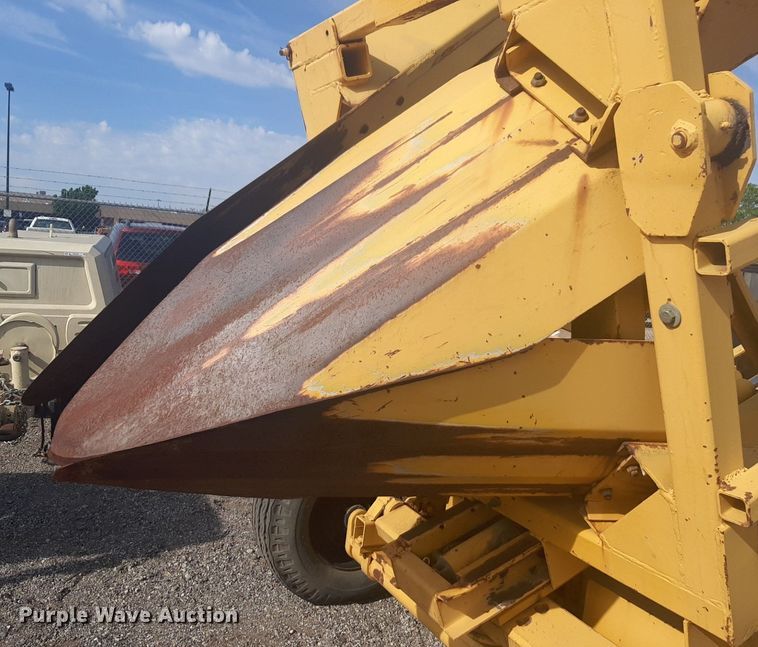 image for item NV9156 Tree spade