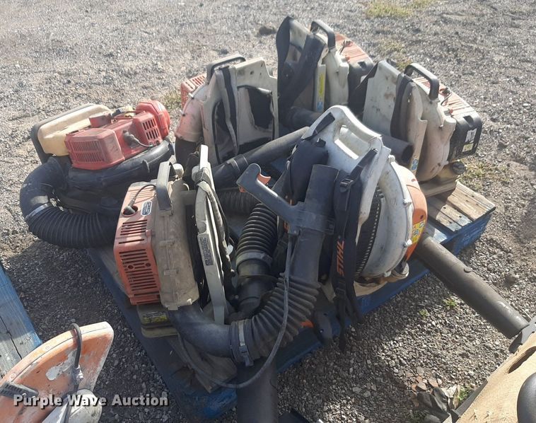 image for item NV9157 (6) backpack leaf blowers 