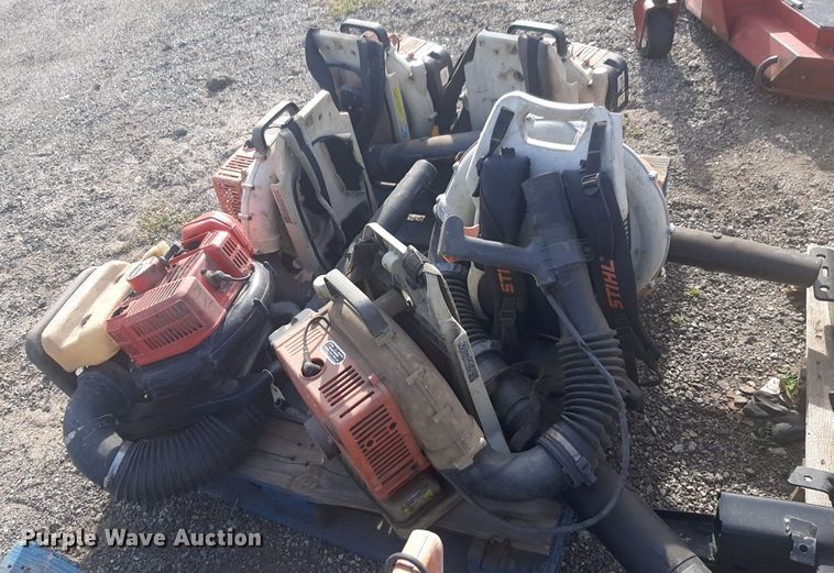 image for item NV9157 (6) backpack leaf blowers 