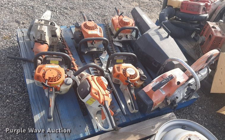 image for item NV9158 Lawn equipment