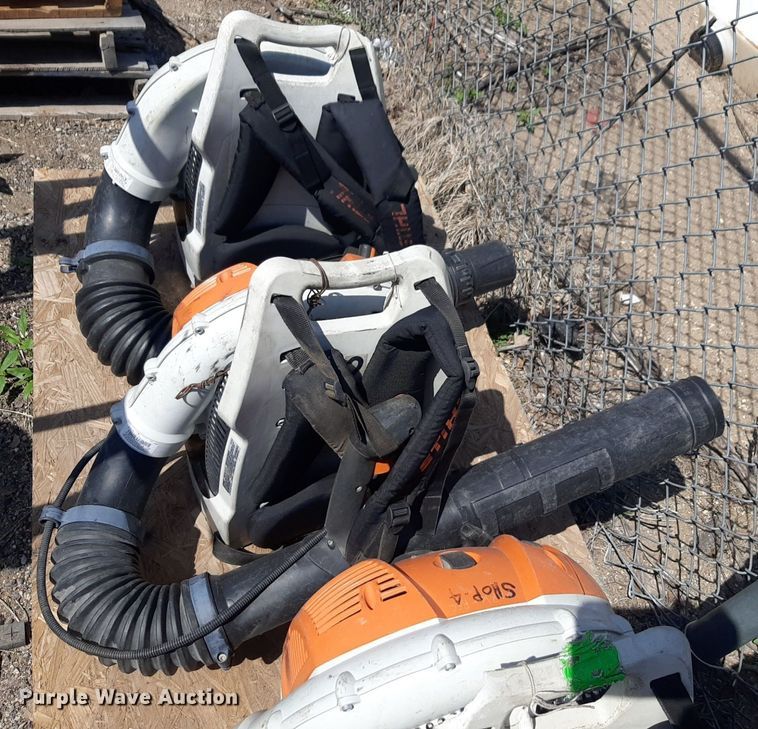 image for item NV9161 (7) Stihl BR700 backpack leaf blowers