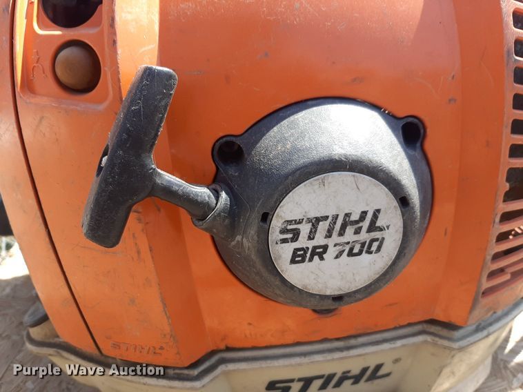 image for item NV9161 (7) Stihl BR700 backpack leaf blowers