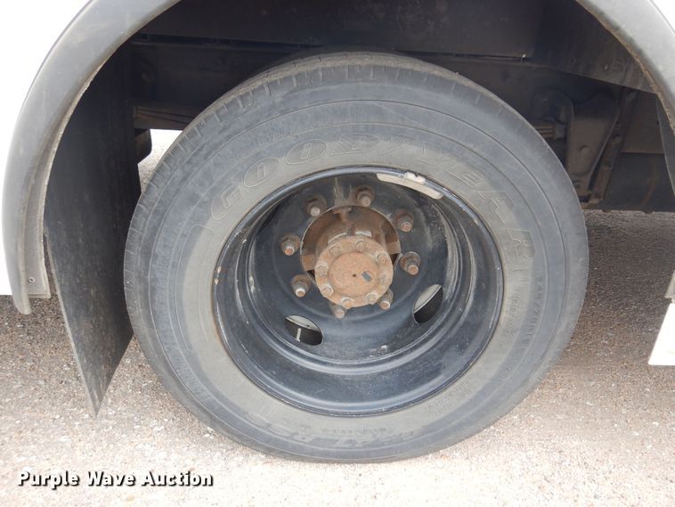 image for item NV9166 2013 Freightliner  MT55 delivery truck