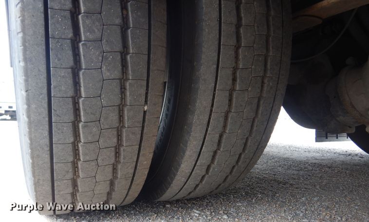 image for item NV9166 2013 Freightliner  MT55 delivery truck