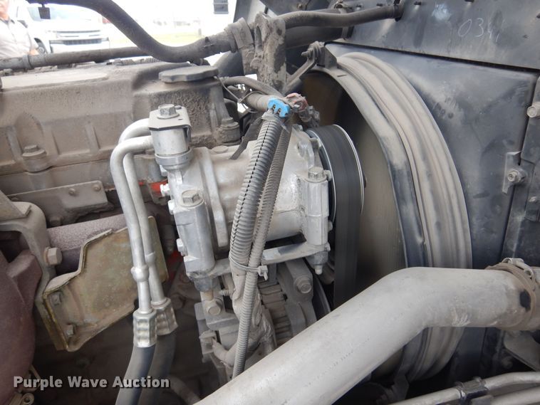 image for item NV9167 2005 GMC T8500 paint striper truck