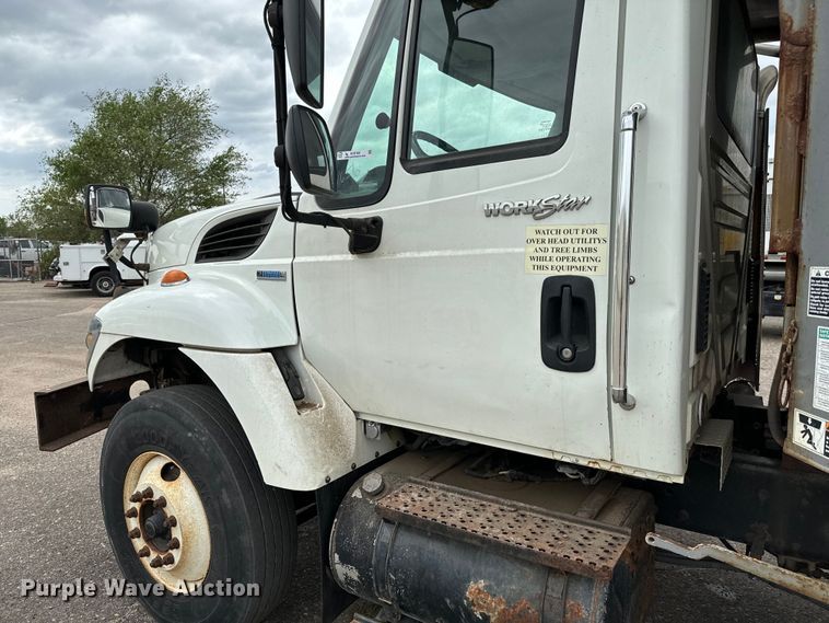 image for item NV9169 2008 International 7400 SFA dump truck