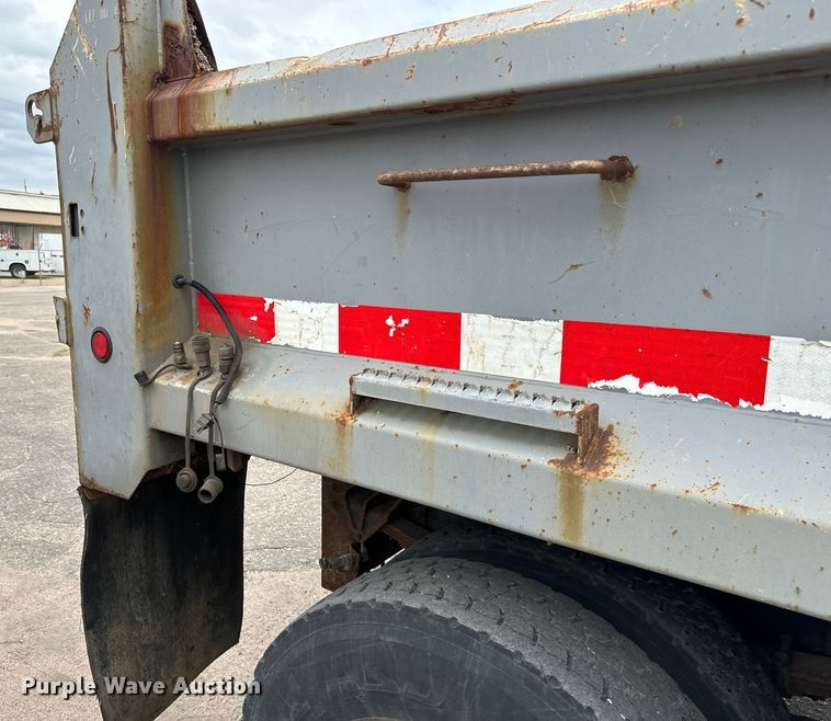 image for item NV9169 2008 International 7400 SFA dump truck