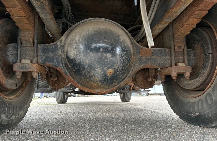 image for item NV9169 2008 International 7400 SFA dump truck