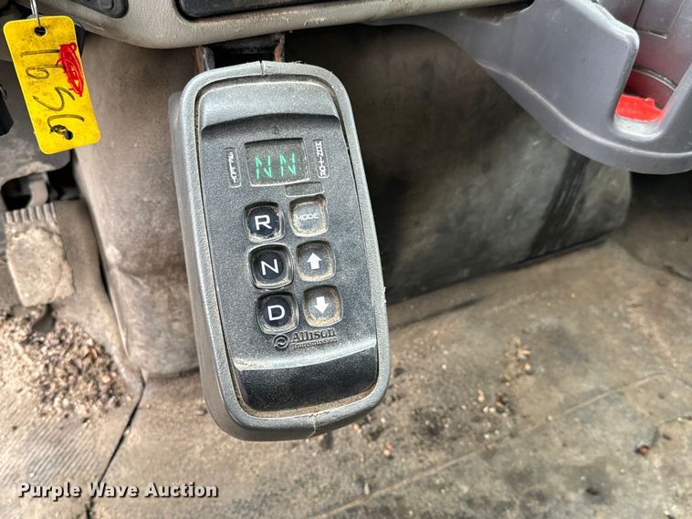 image for item NV9169 2008 International 7400 SFA dump truck