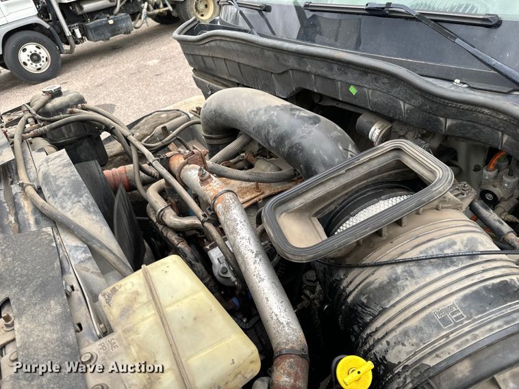 image for item NV9169 2008 International 7400 SFA dump truck